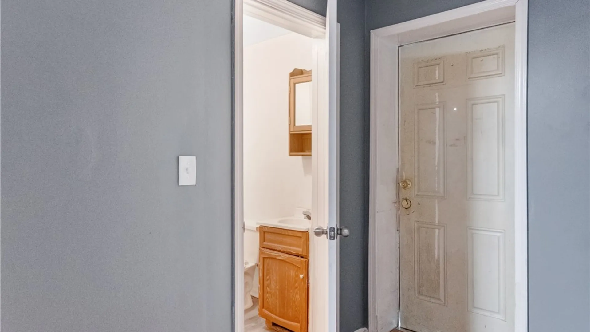 Property at 2065 Park Avenue, Buffalo, NY 14220 36