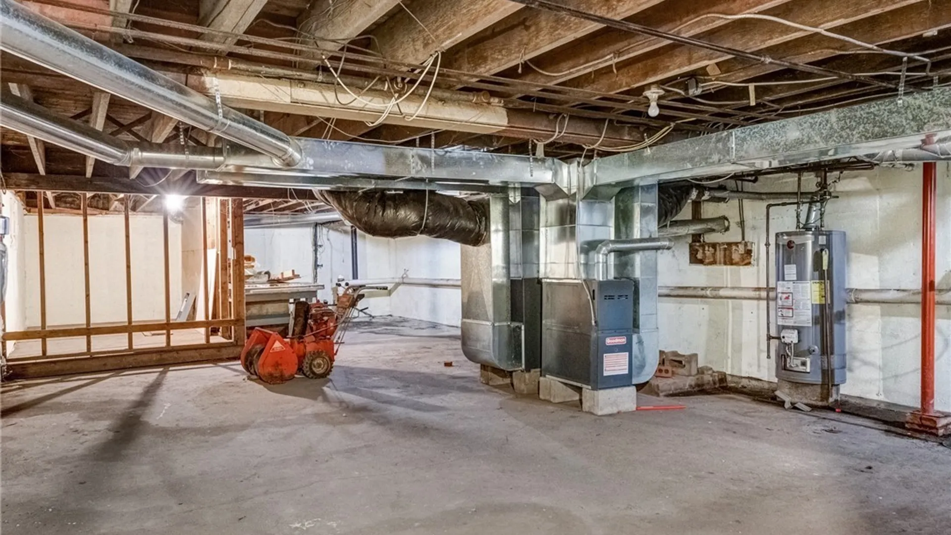 Property at 2065 Park Avenue, Buffalo, NY 14220 42