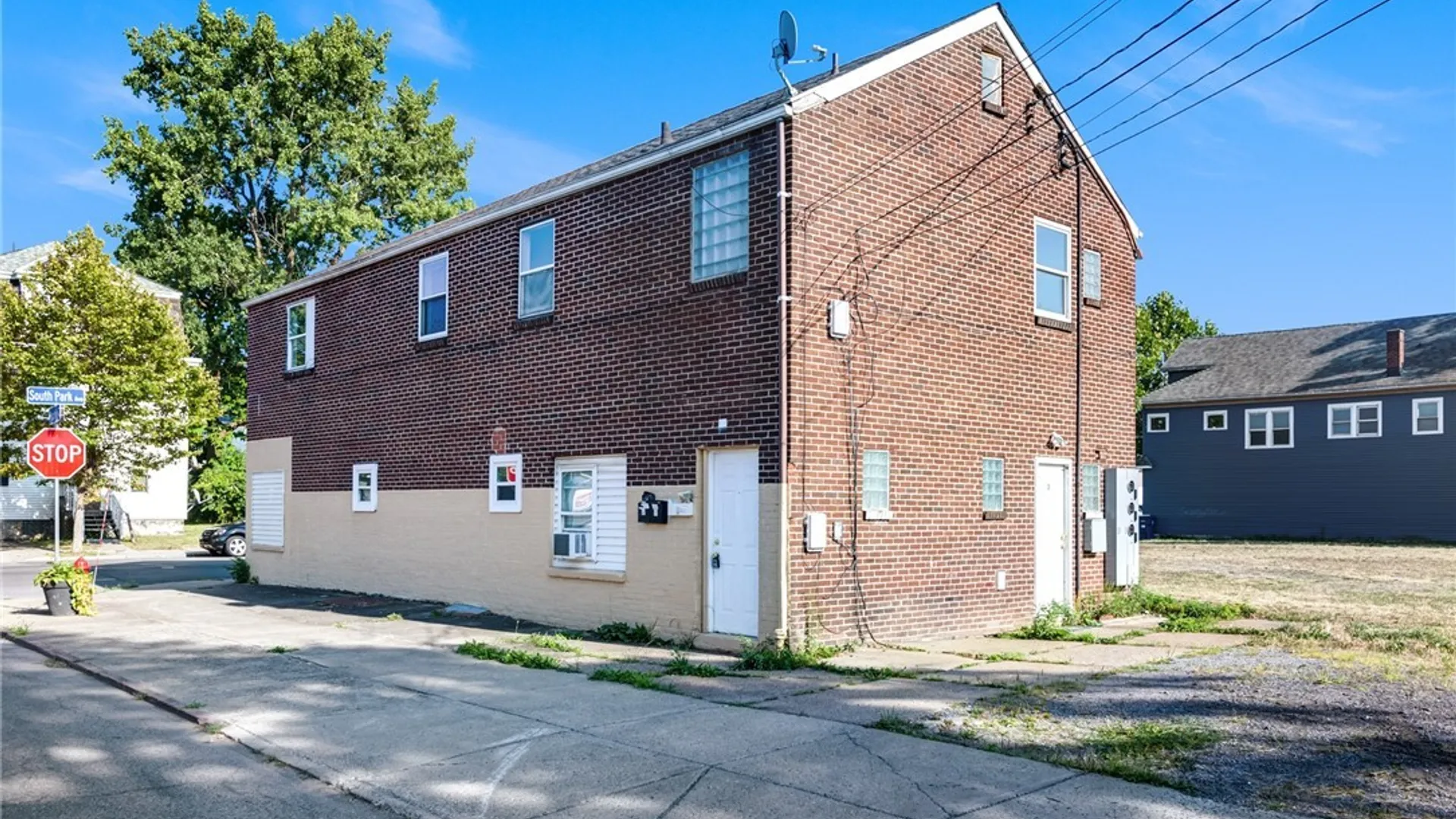 Property at 2065 Park Avenue, Buffalo, NY 14220 45