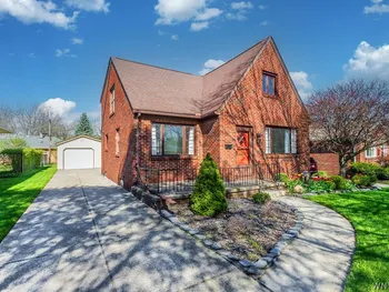 Property at 440 Walton Drive, Cheektowaga, NY 14225