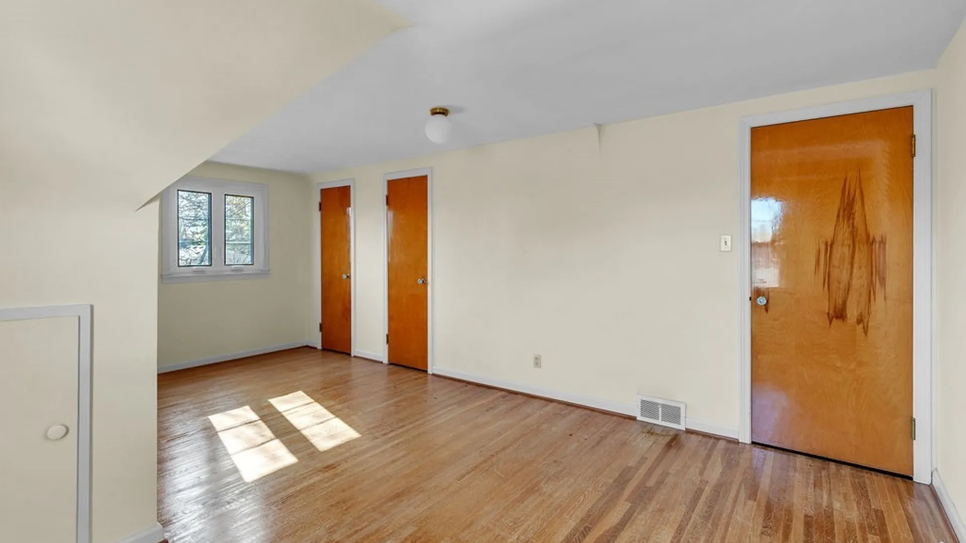 Property at 440 Walton Drive, Cheektowaga, NY 14225 23