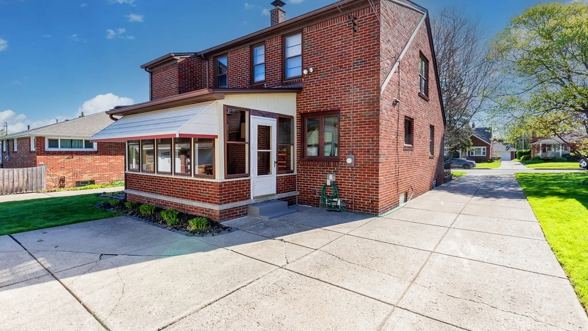 Property at 440 Walton Drive, Cheektowaga, NY 14225 3
