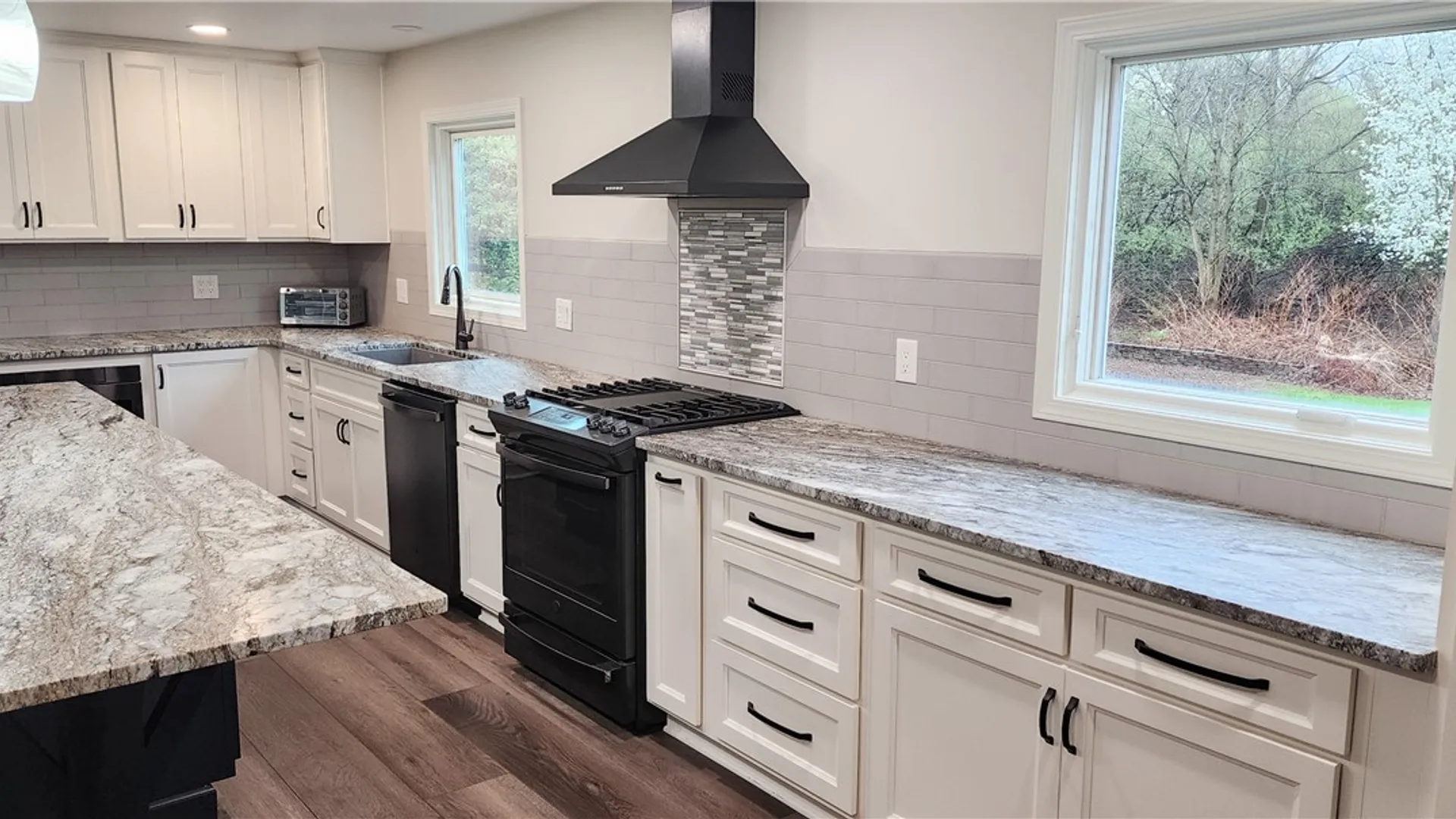 Property at 1123 Lake Park Lane, Webster, NY 14580 5