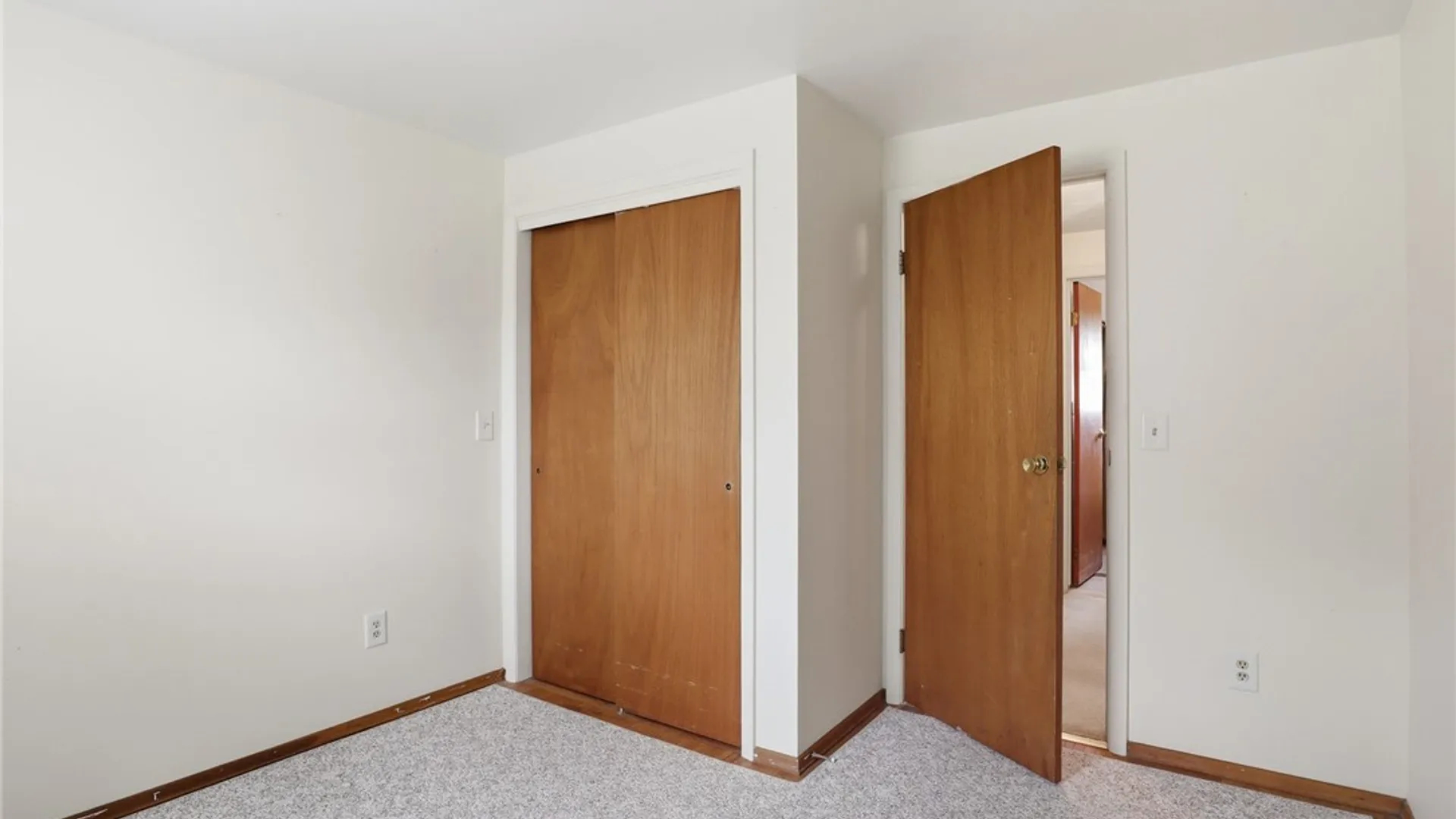 Property at 337 Laurelwood Drive, Greece, NY 14626 20