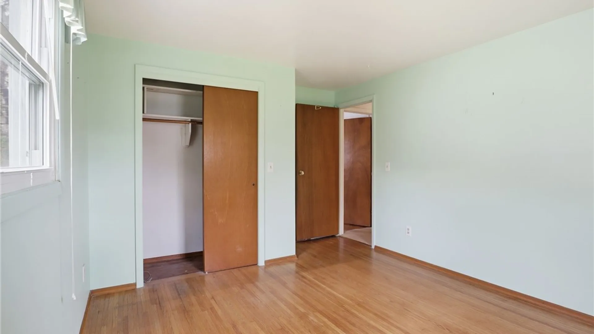 Property at 337 Laurelwood Drive, Greece, NY 14626 22