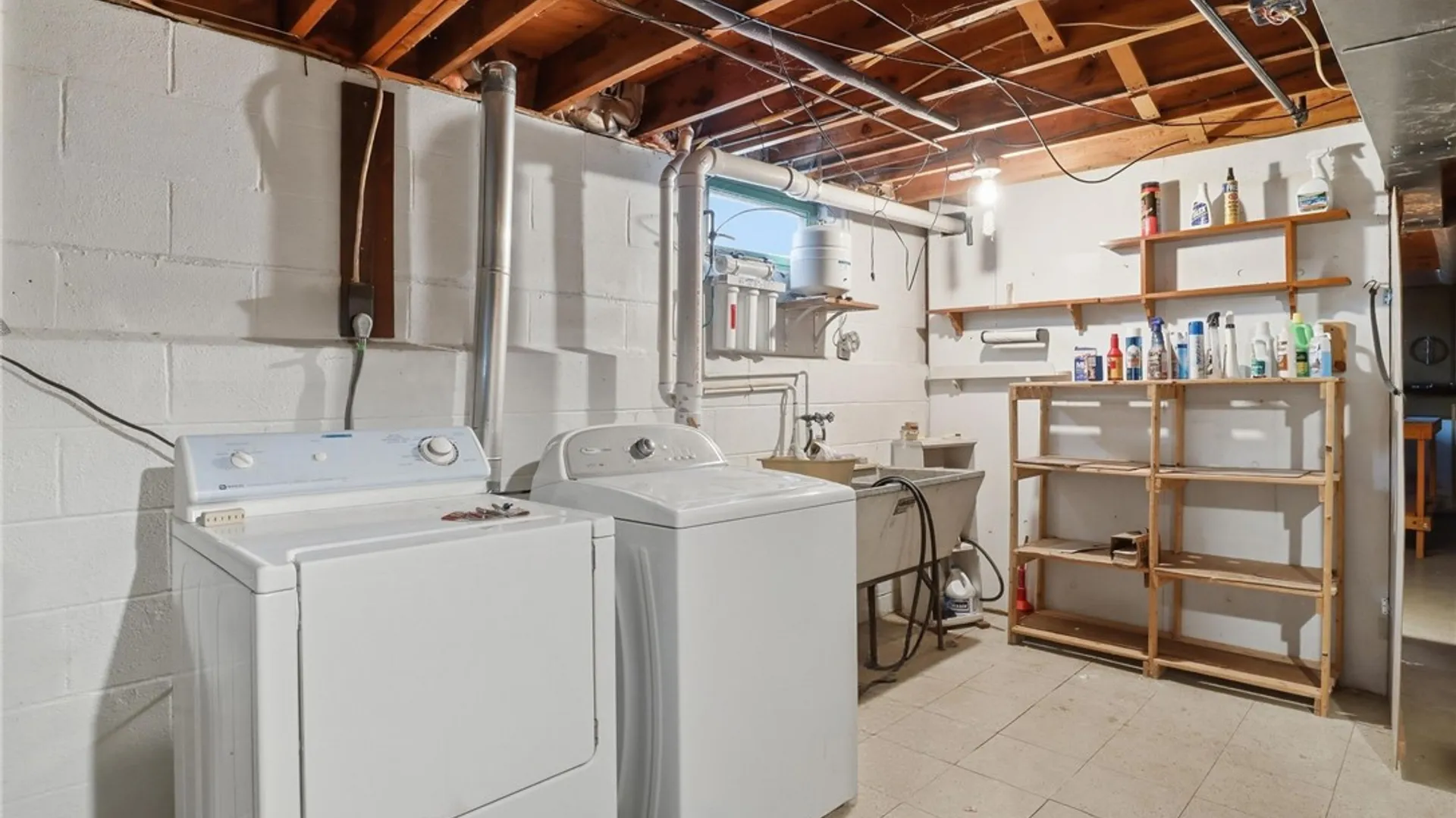 Property at 337 Laurelwood Drive, Greece, NY 14626 24