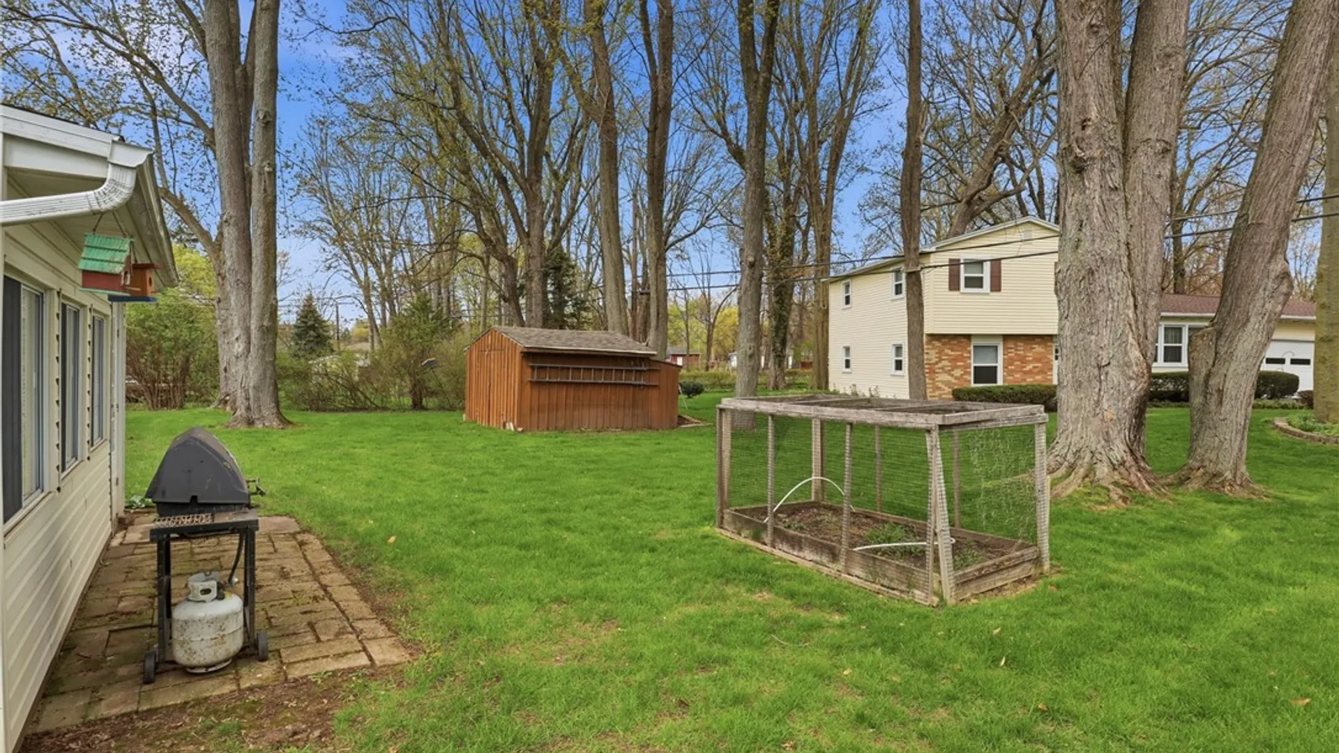 Property at 337 Laurelwood Drive, Greece, NY 14626 30