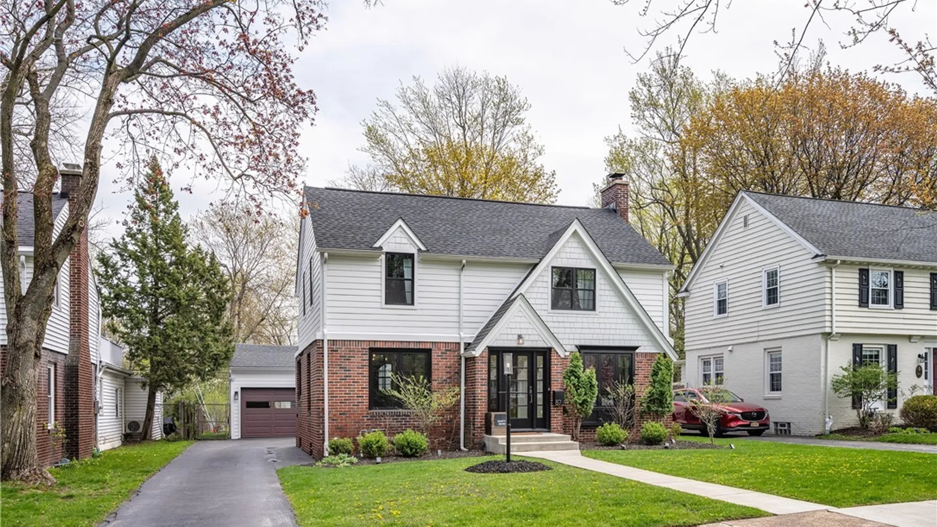 Property at 87 Sargent Drive, Amherst, NY 14226 2