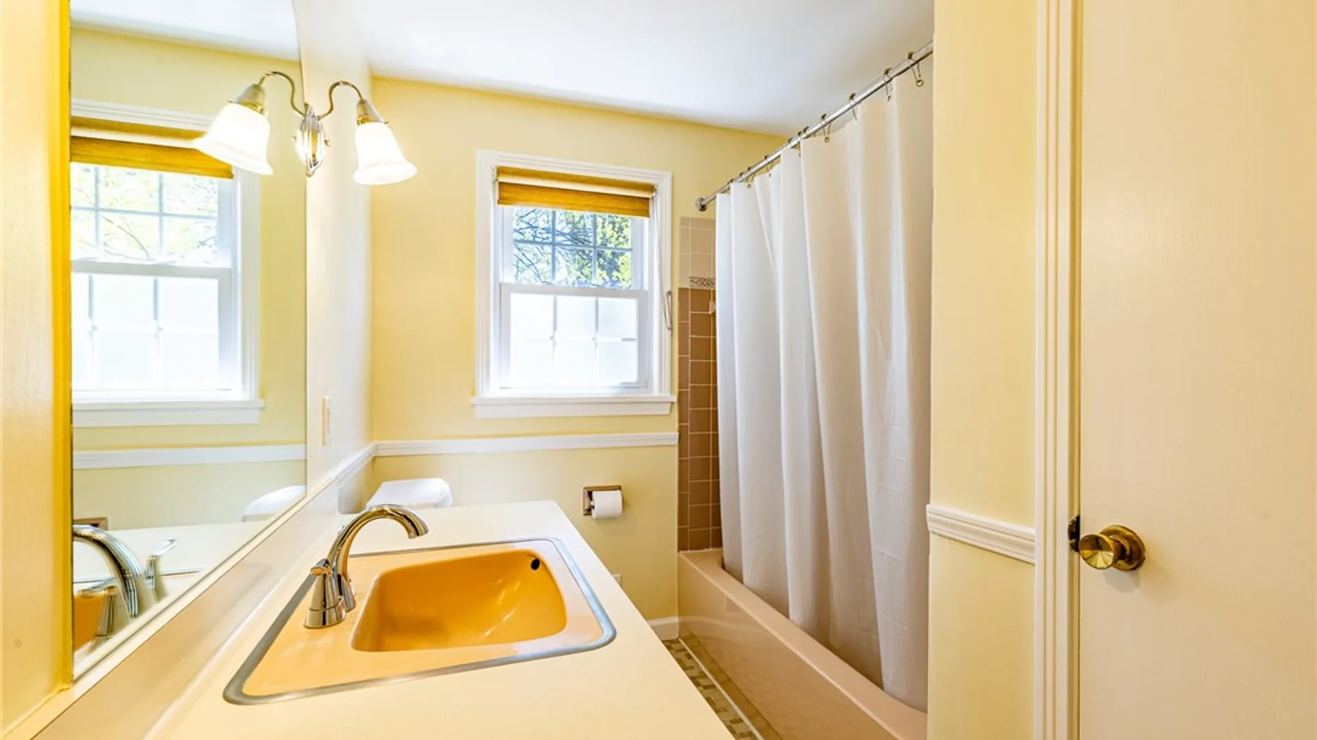 Property at 146 London Road, Webster, NY 14580 20