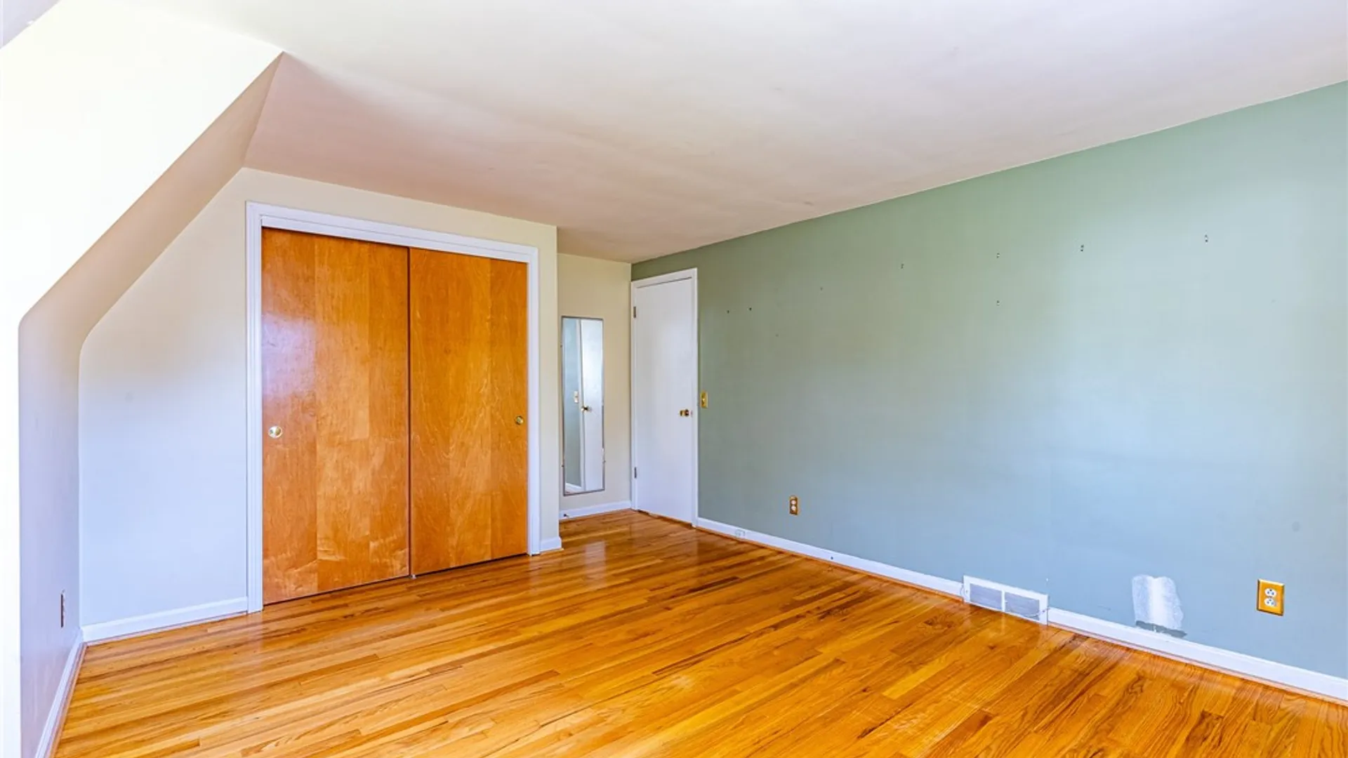 Property at 146 London Road, Webster, NY 14580 33