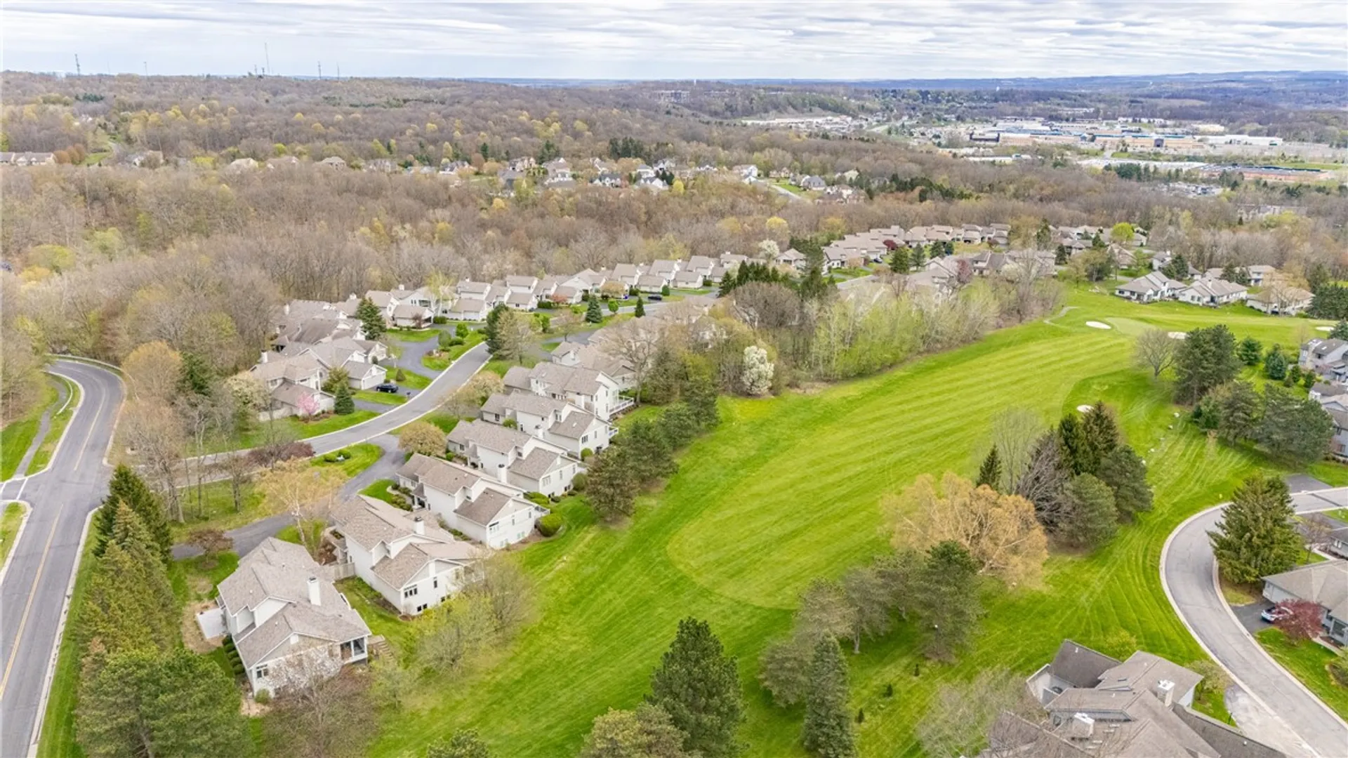 Property at 3 Bristol View Drive, Perinton, NY 14450 38