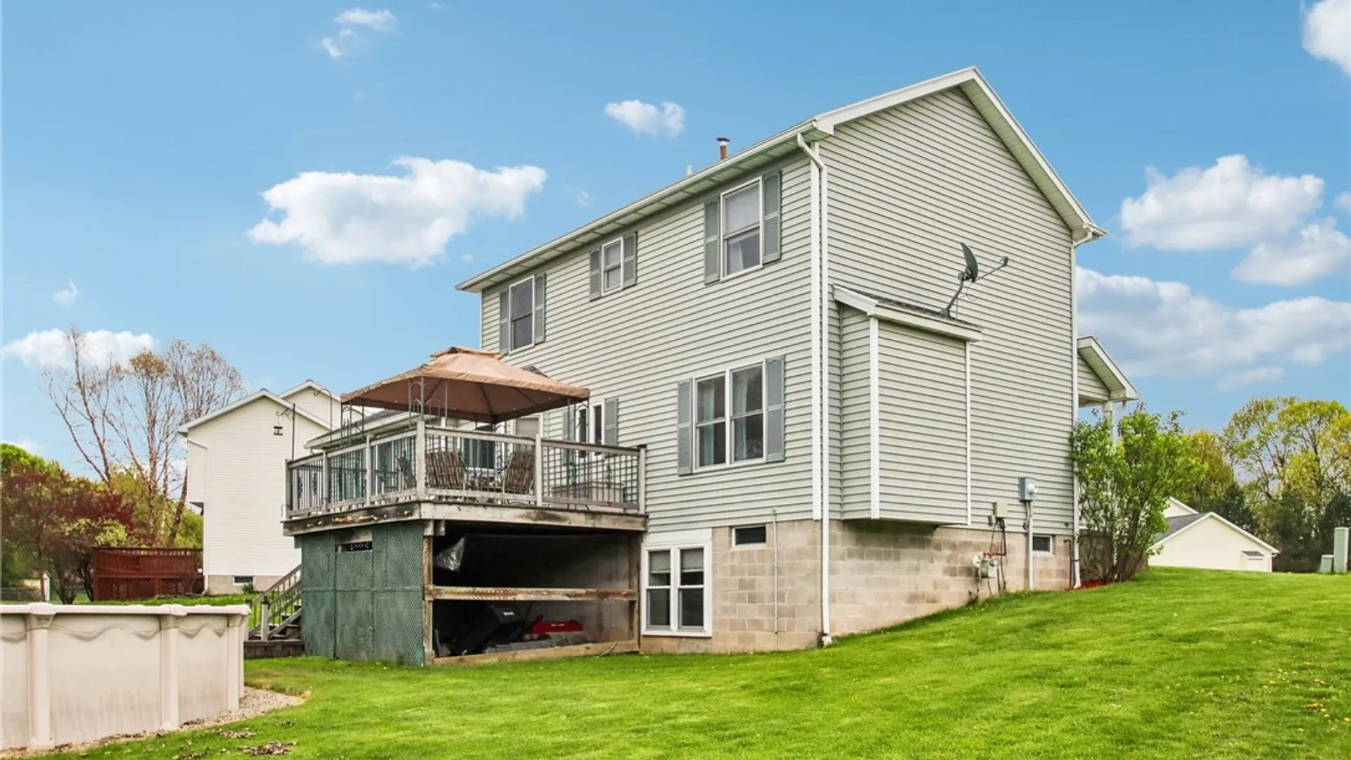 Property at 311 Alverstone, Henrietta, NY 14586 43
