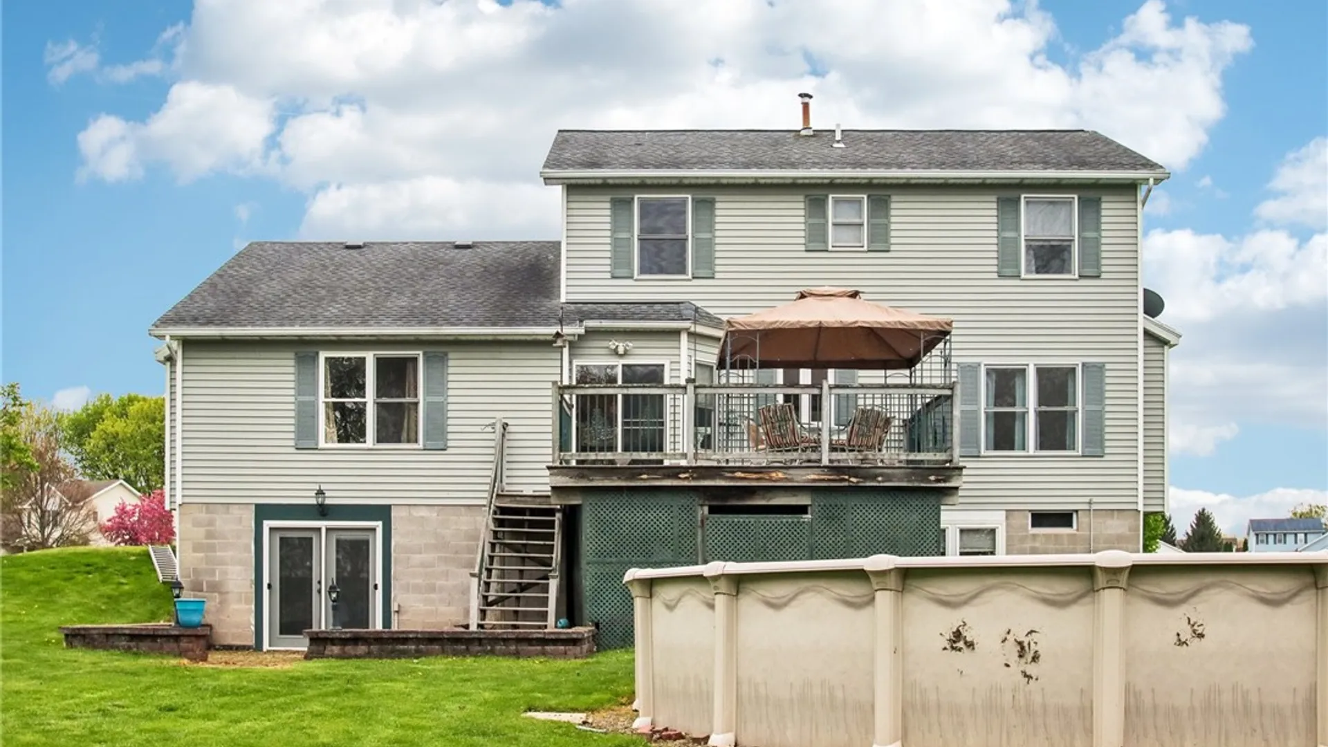 Property at 311 Alverstone, Henrietta, NY 14586 46