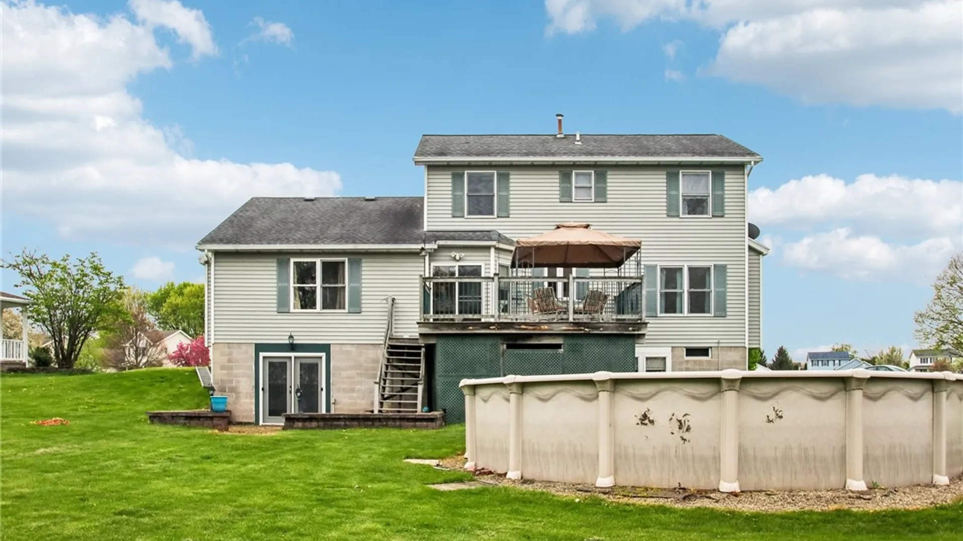 Property at 311 Alverstone, Henrietta, NY 14586 47