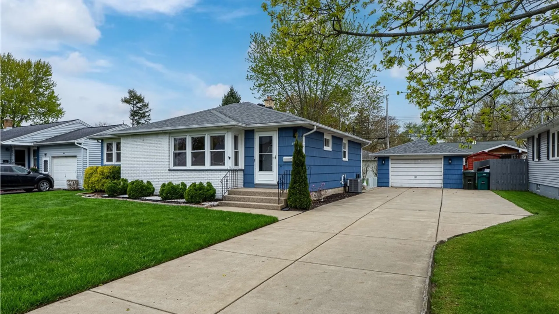 Property at 202 Belmont Court, North Tonawanda, NY 14120 4