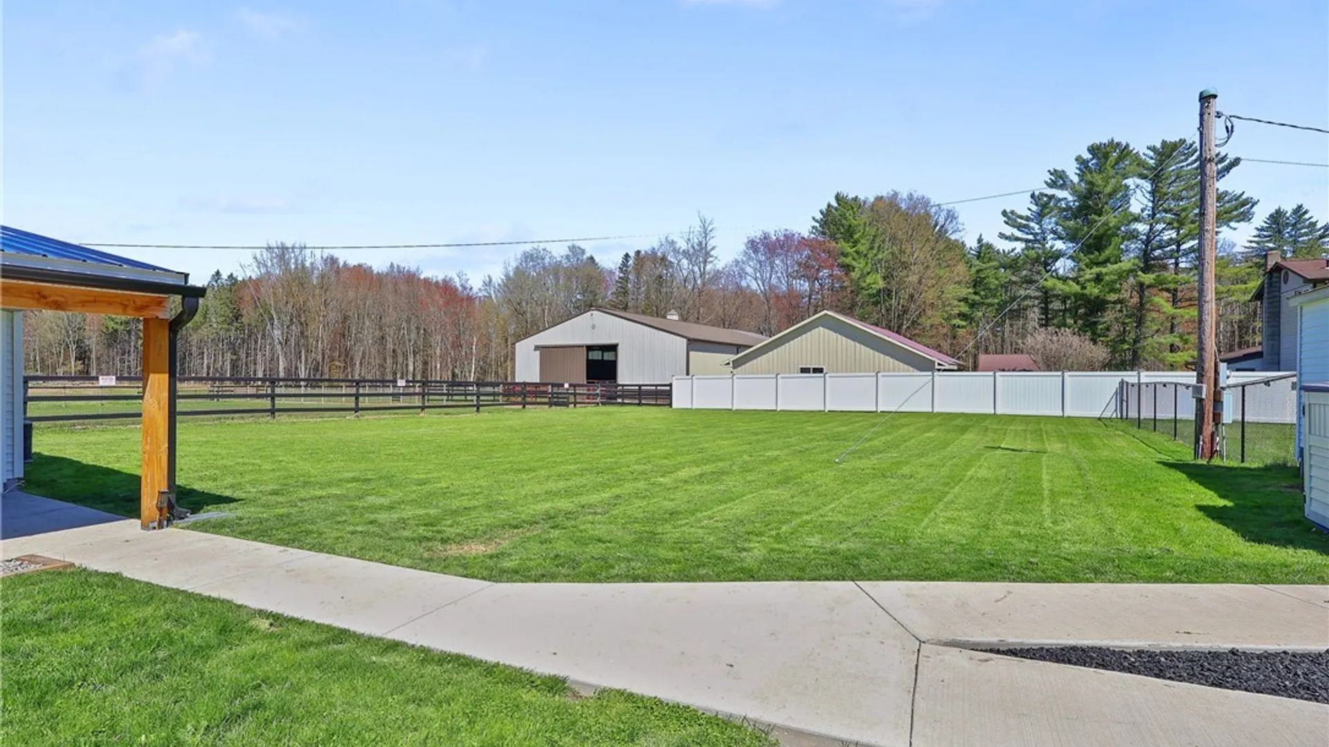 Property at 2195 Kellogg Road, Lysander, NY 13027 24