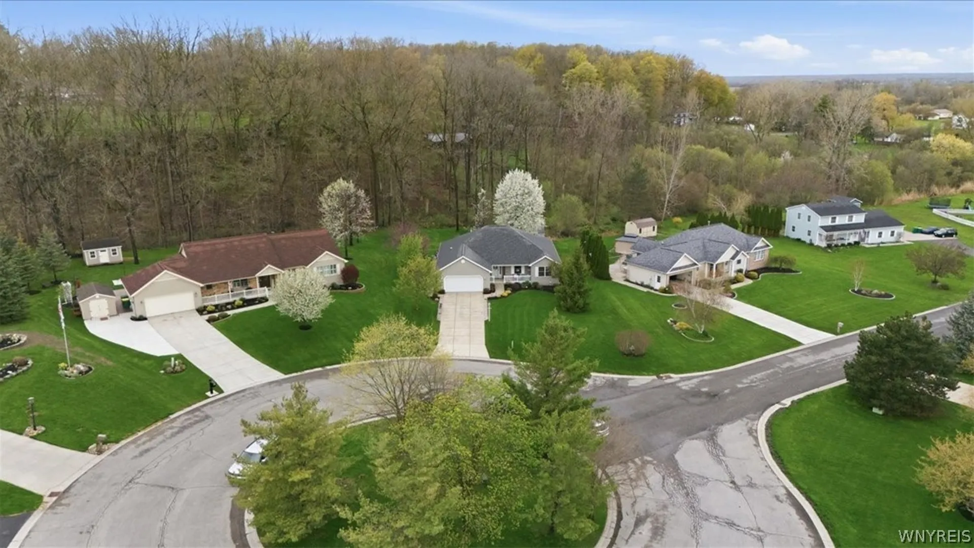 Property at 4814 Sebastian Drive, Lockport Town, NY 14094 41