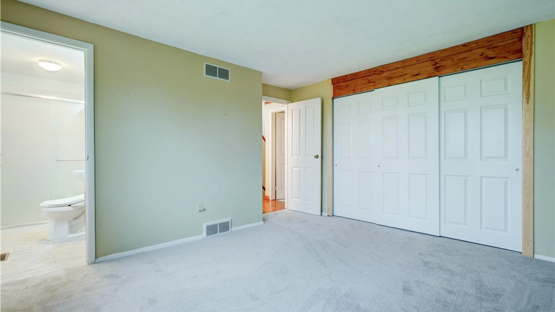 Property at 49 Brewerton Drive, Ogden, NY 14624 28