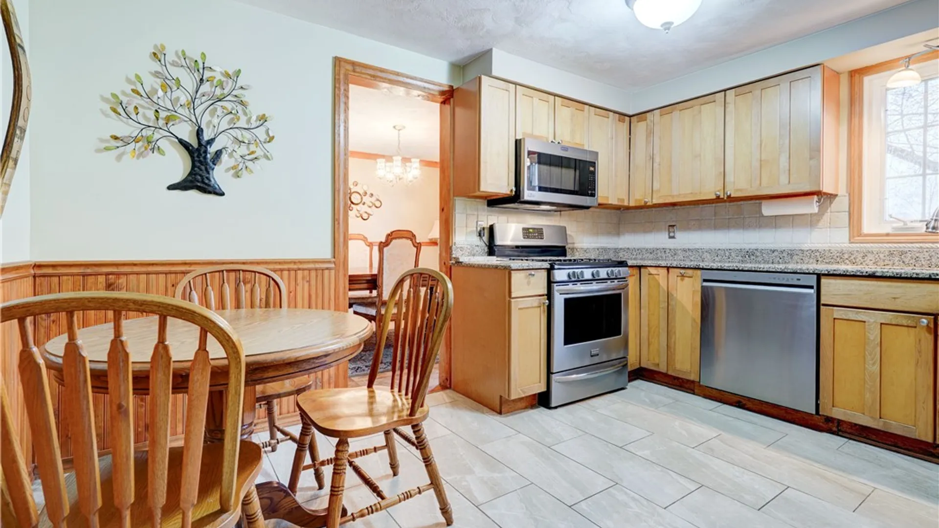 Property at 49 Brewerton Drive, Ogden, NY 14624 9