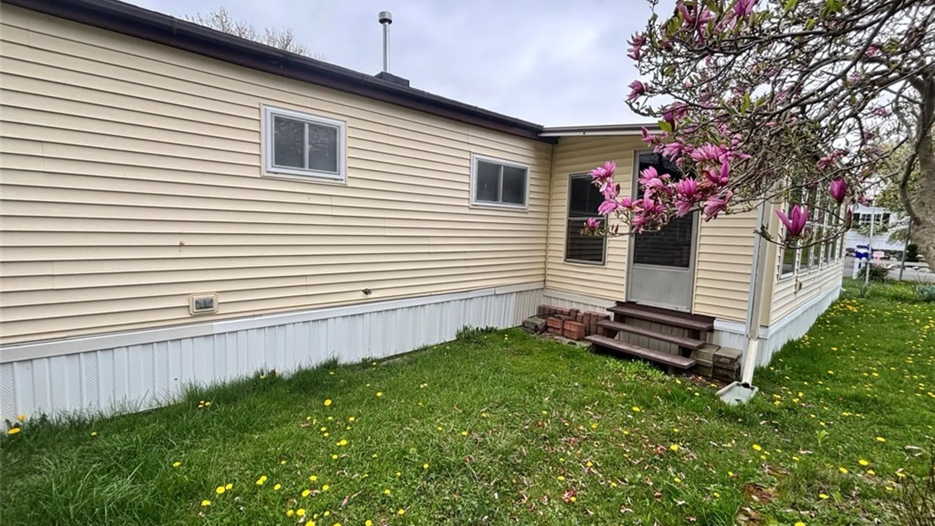 Property at 213 Crabapple Drive, Hopewell, NY 14424 24