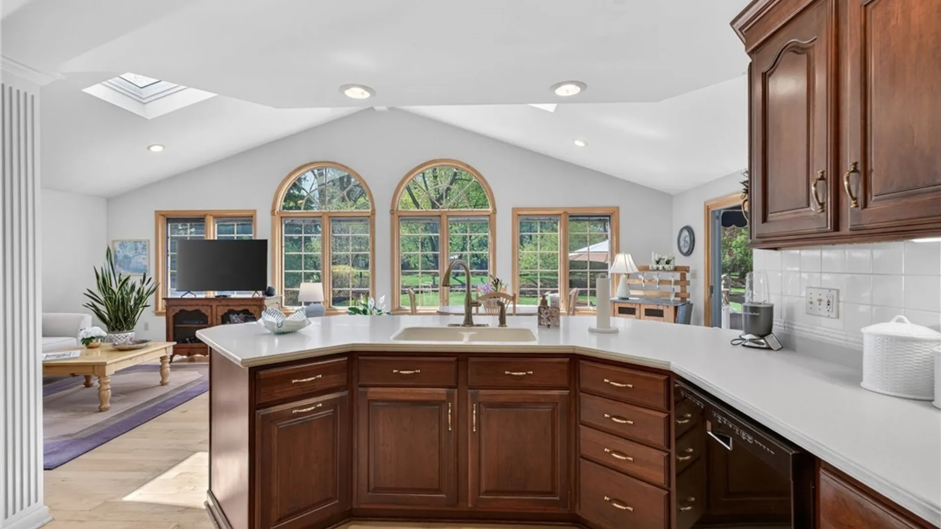 Property at 153 The Paddock, Amherst, NY 14221 10