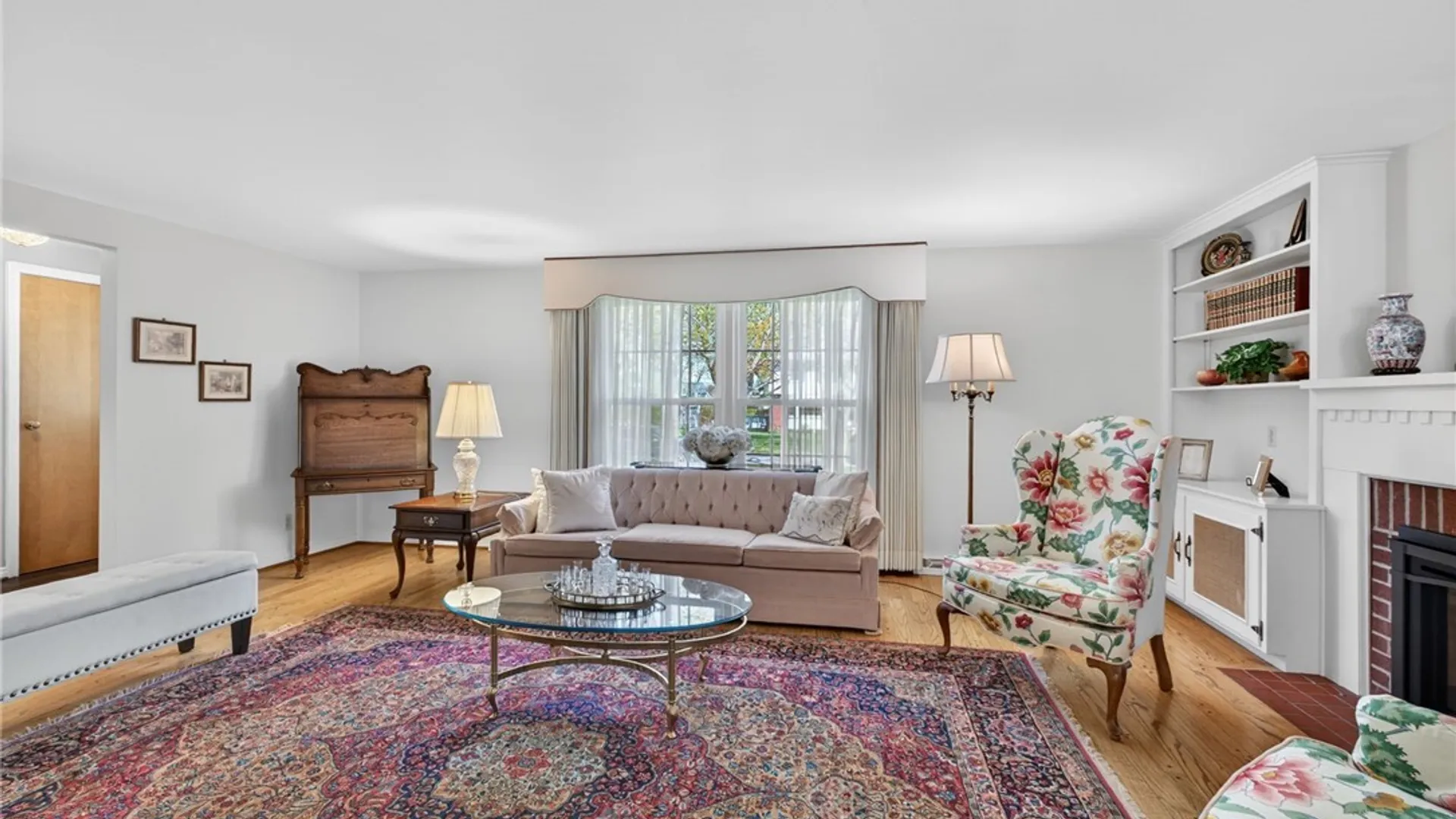 Property at 153 The Paddock, Amherst, NY 14221 4