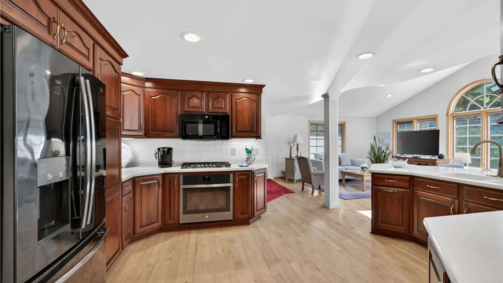 Property at 153 The Paddock, Amherst, NY 14221 7