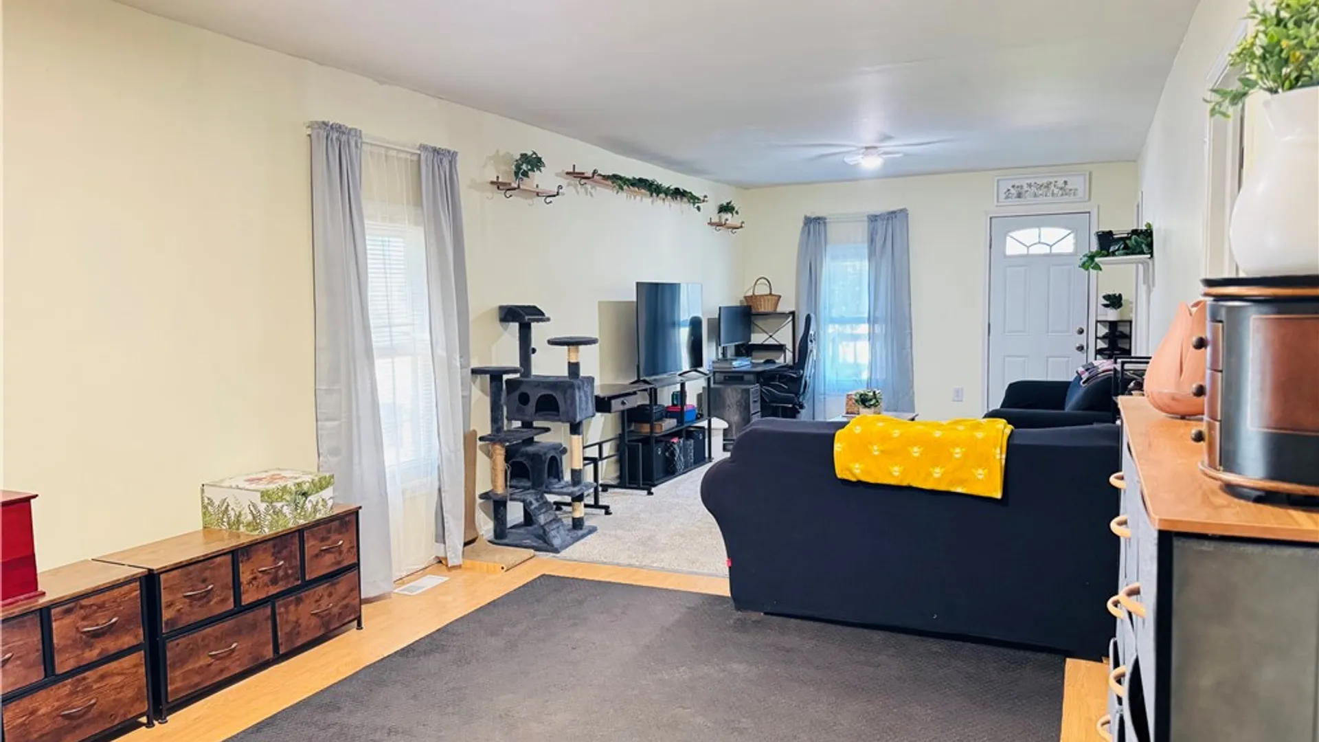 Property at 115 Olmstead Place, Onondaga, NY 13219 6