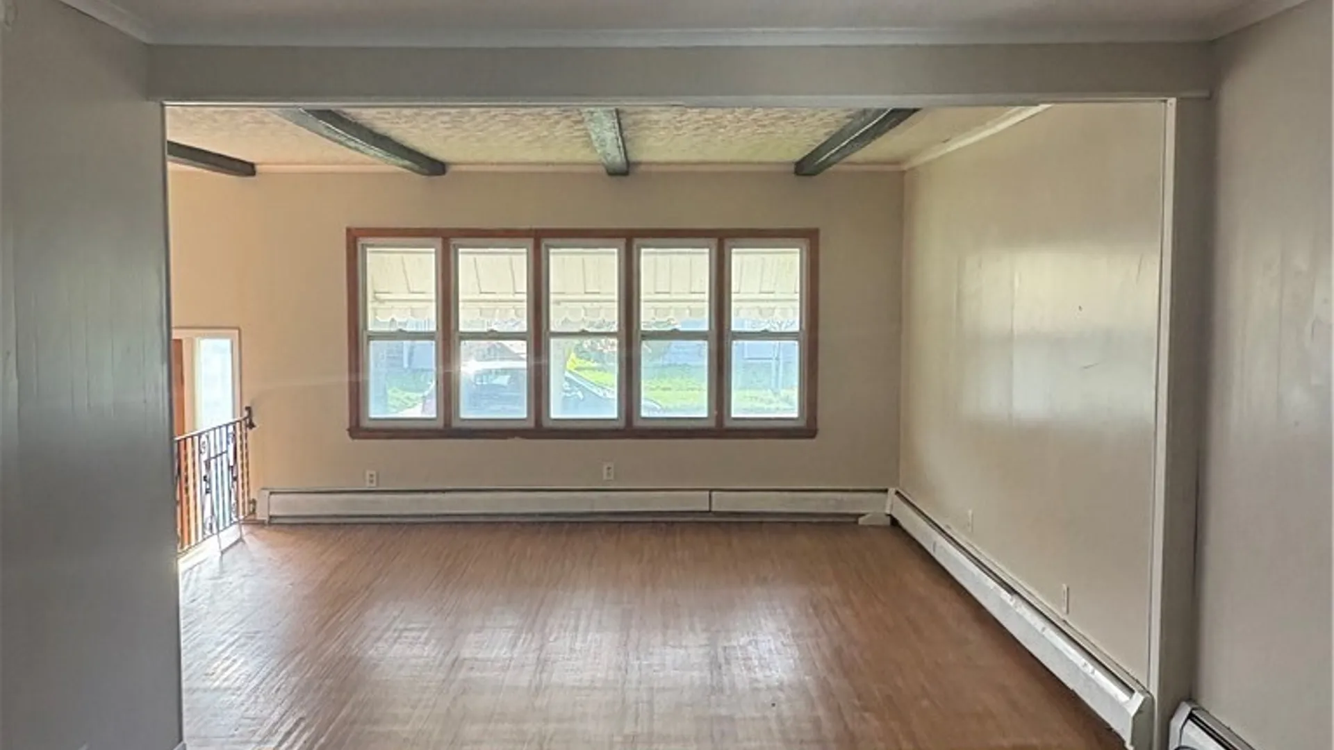 Property at 41 Pendennis Place, Cheektowaga, NY 14225 10