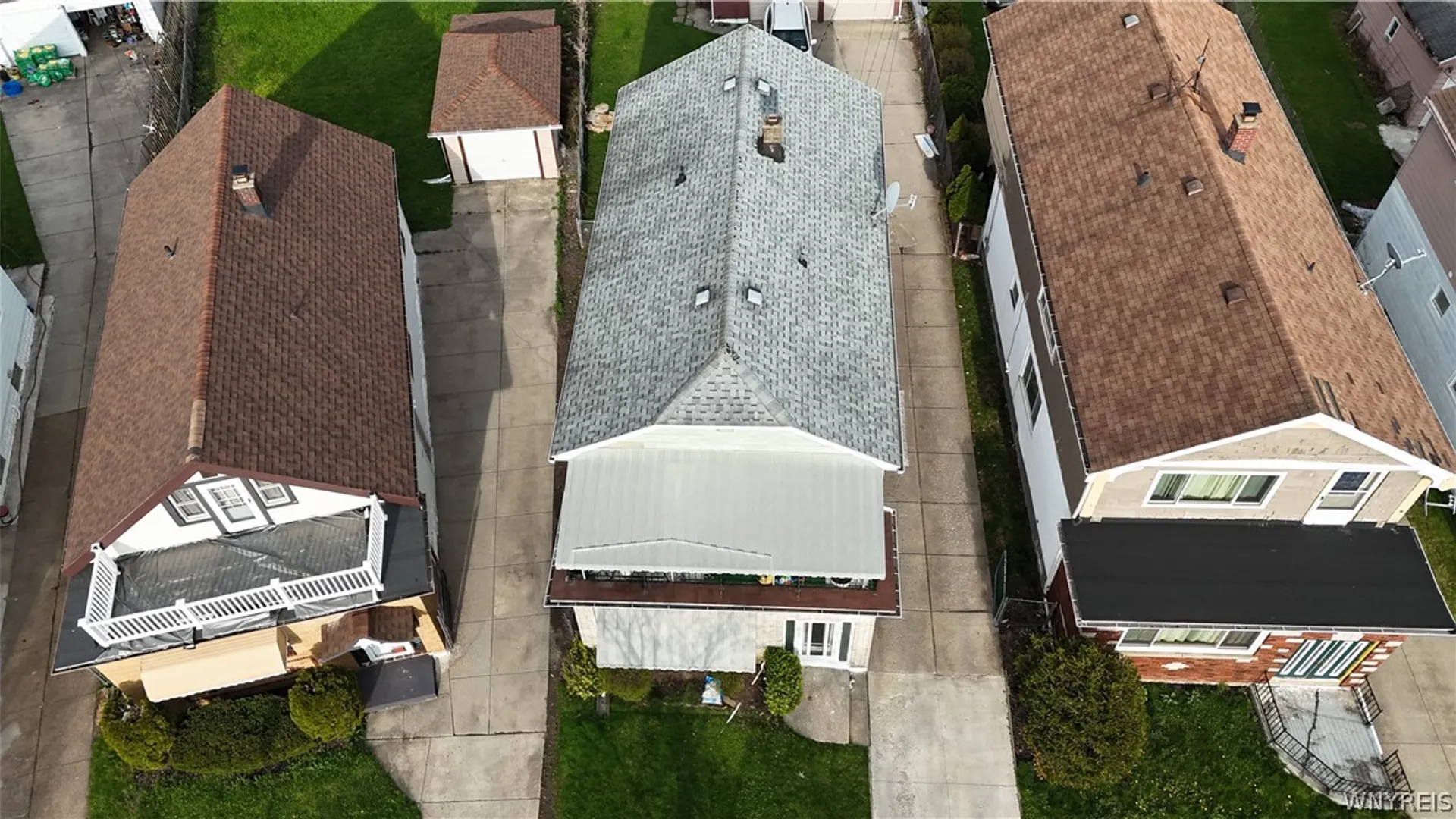 Property at 41 Pendennis Place, Cheektowaga, NY 14225 32