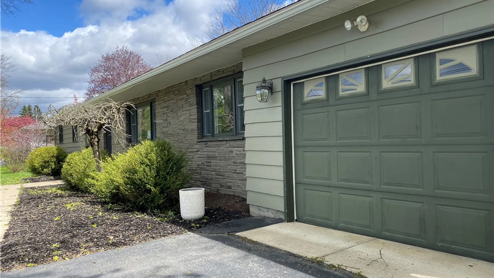 Property at 33 Suburban Drive, Big Flats, NY 14903 3