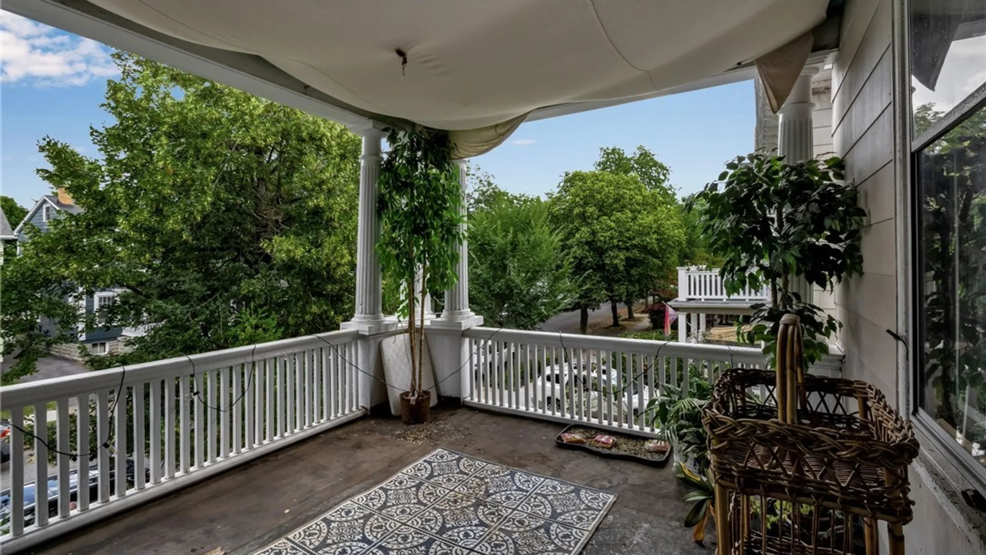 Property at 34 Saint James Place, Buffalo, NY 14222 18