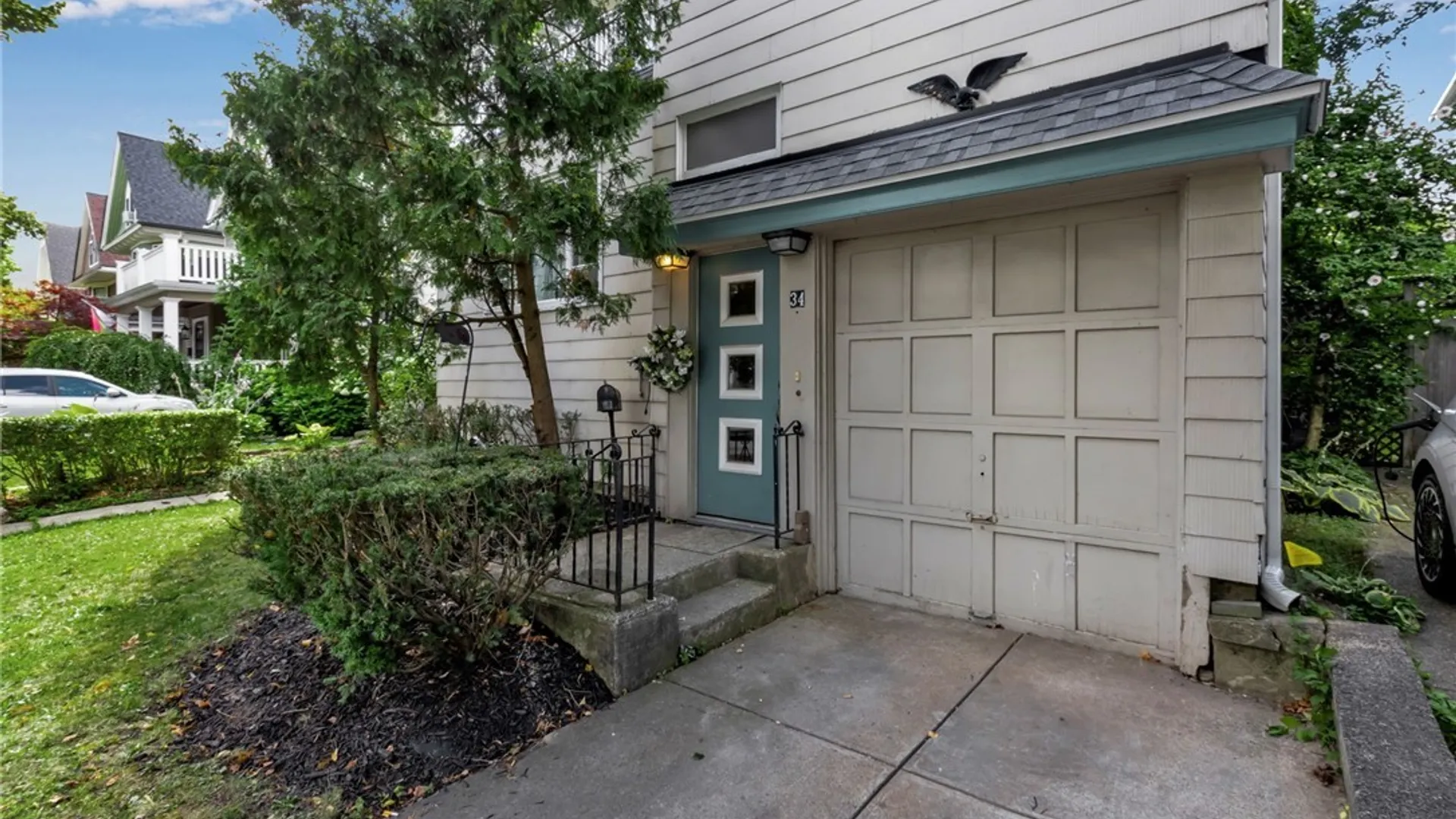 Property at 34 Saint James Place, Buffalo, NY 14222 2