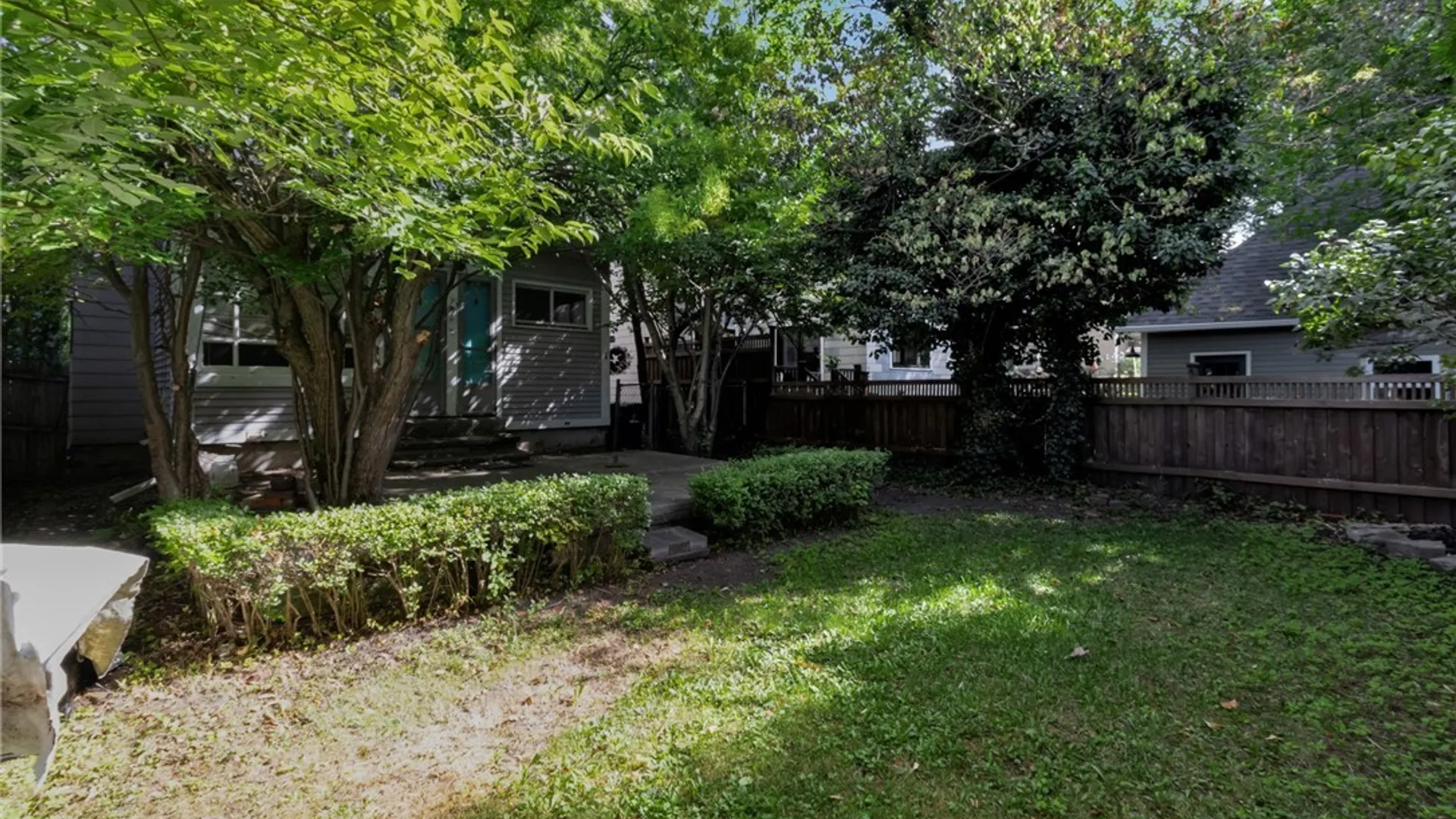 Property at 34 Saint James Place, Buffalo, NY 14222 4