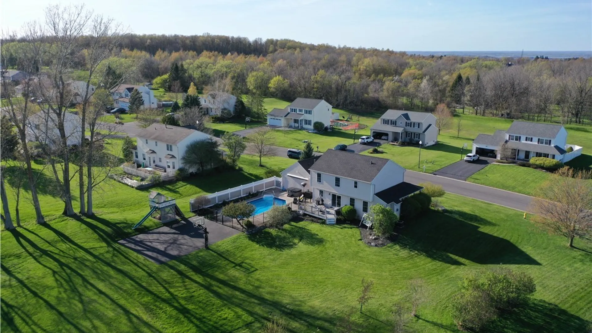 Property at 4796 Fawn Hill, Onondaga, NY 13215 39