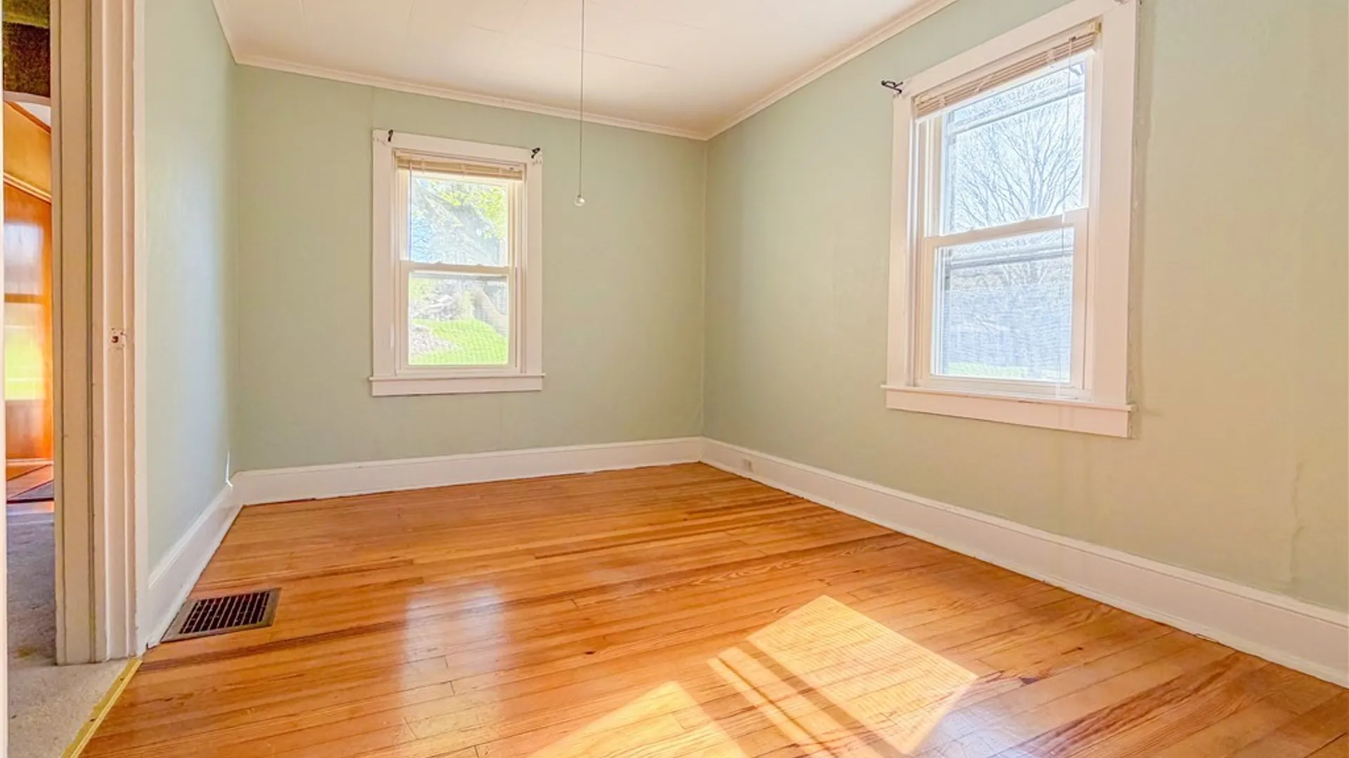 Property at 49 Grant Street, Auburn, NY 13021 13