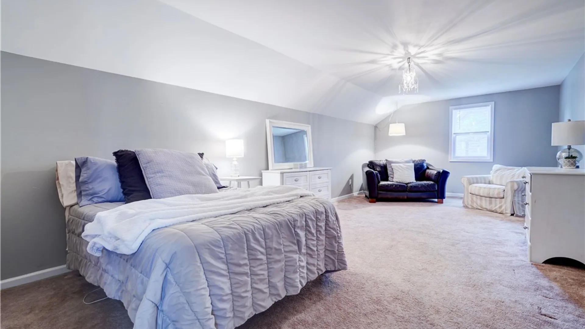 Property at 23 Summit Oaks, Pittsford, NY 14534 19