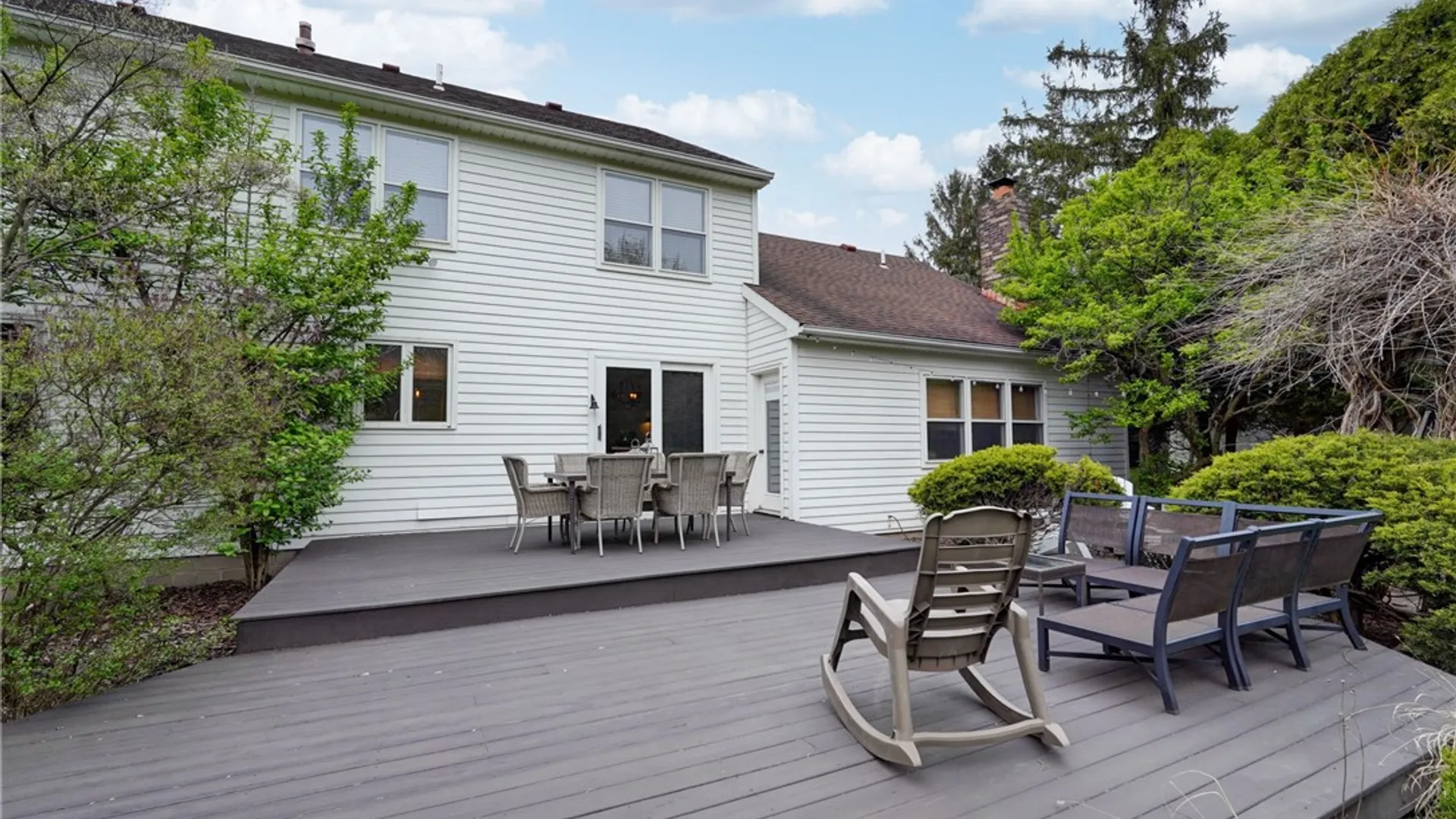 Property at 23 Summit Oaks, Pittsford, NY 14534 25