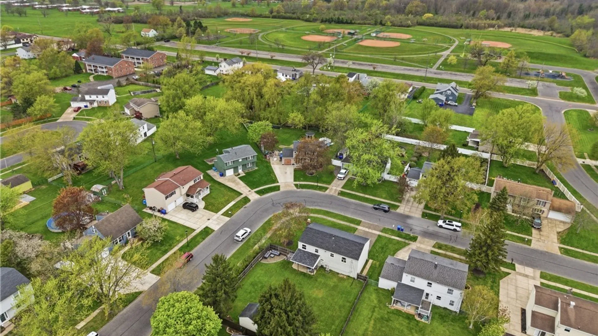 Property at 341 Fawn Trail, West Seneca, NY 14224 39