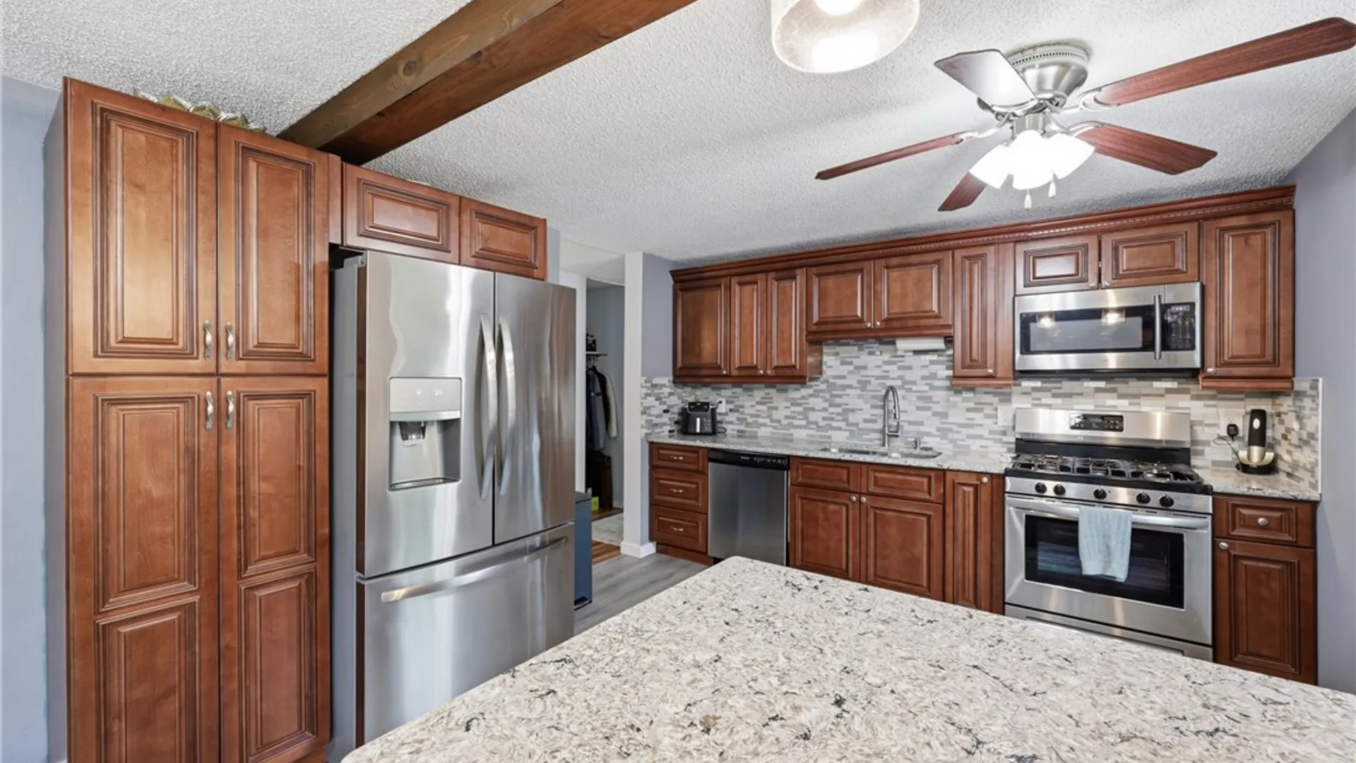 Property at 341 Fawn Trail, West Seneca, NY 14224 9