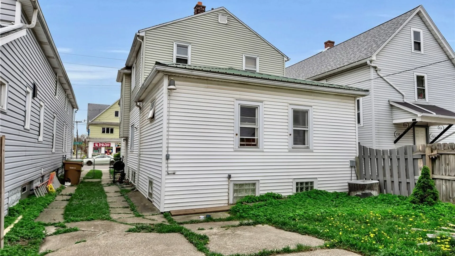 Property at 2140 Clinton Street, Cheektowaga, NY 14206 3