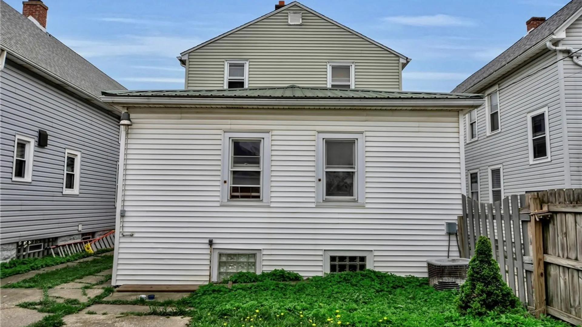 Property at 2140 Clinton Street, Cheektowaga, NY 14206 4