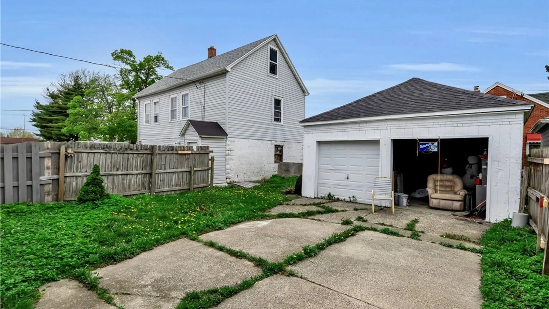 Property at 2140 Clinton Street, Cheektowaga, NY 14206 5