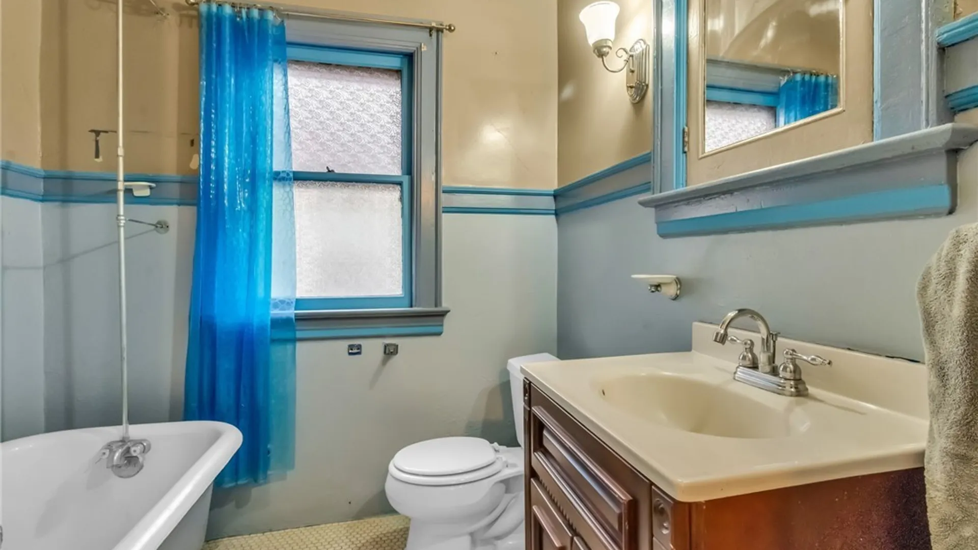 Property at 102 Claremont Avenue, Buffalo, NY 14222 23