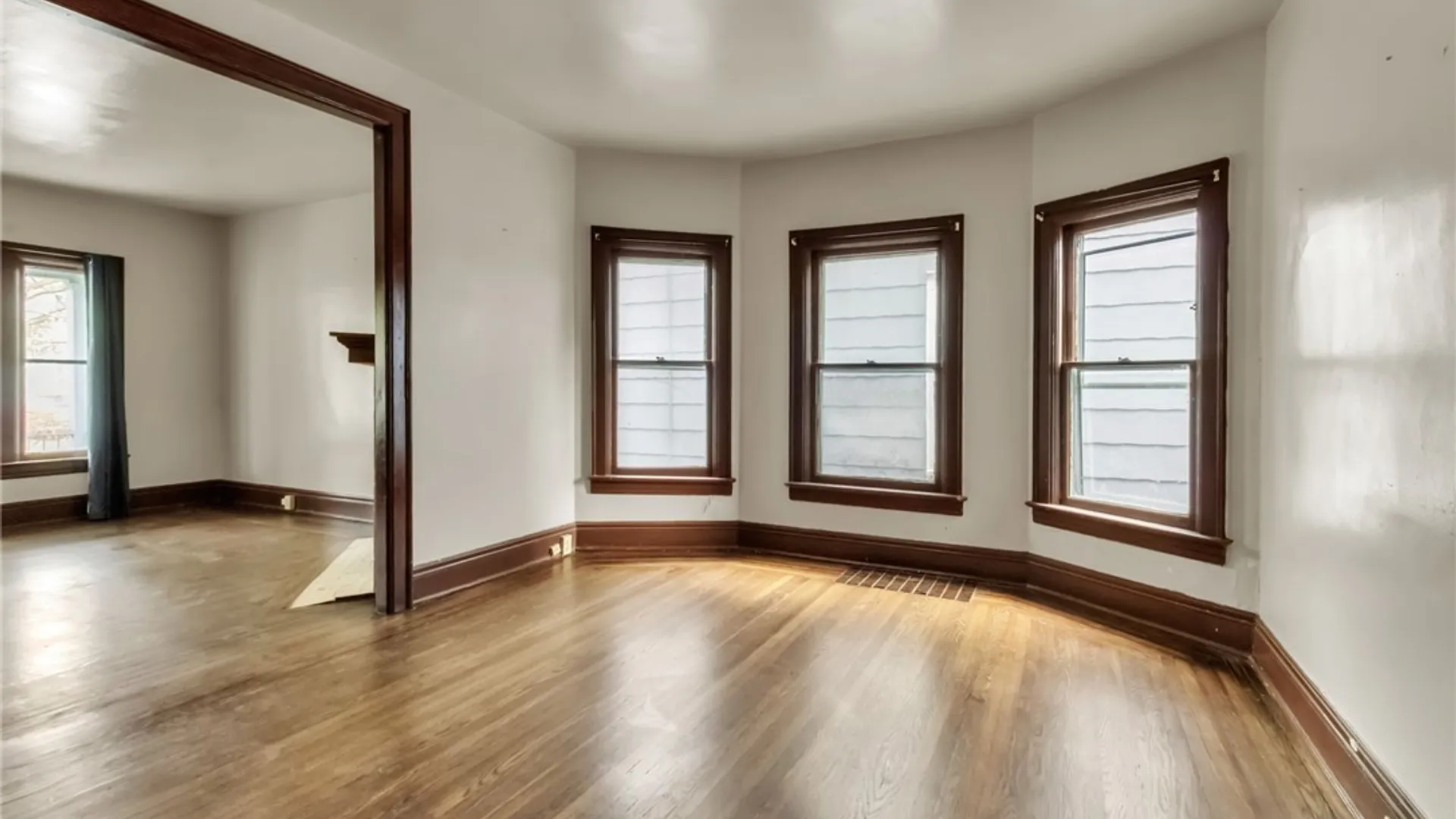 Property at 102 Claremont Avenue, Buffalo, NY 14222 9