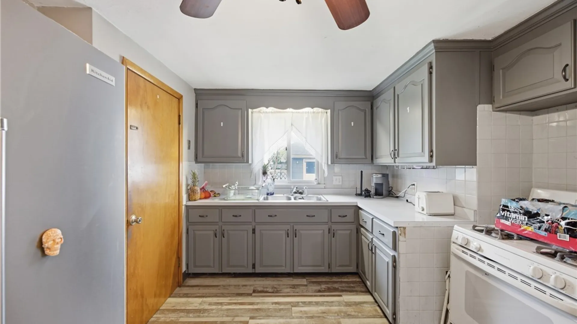 Property at 98 Frontier Drive, Hamburg, NY 14219 7