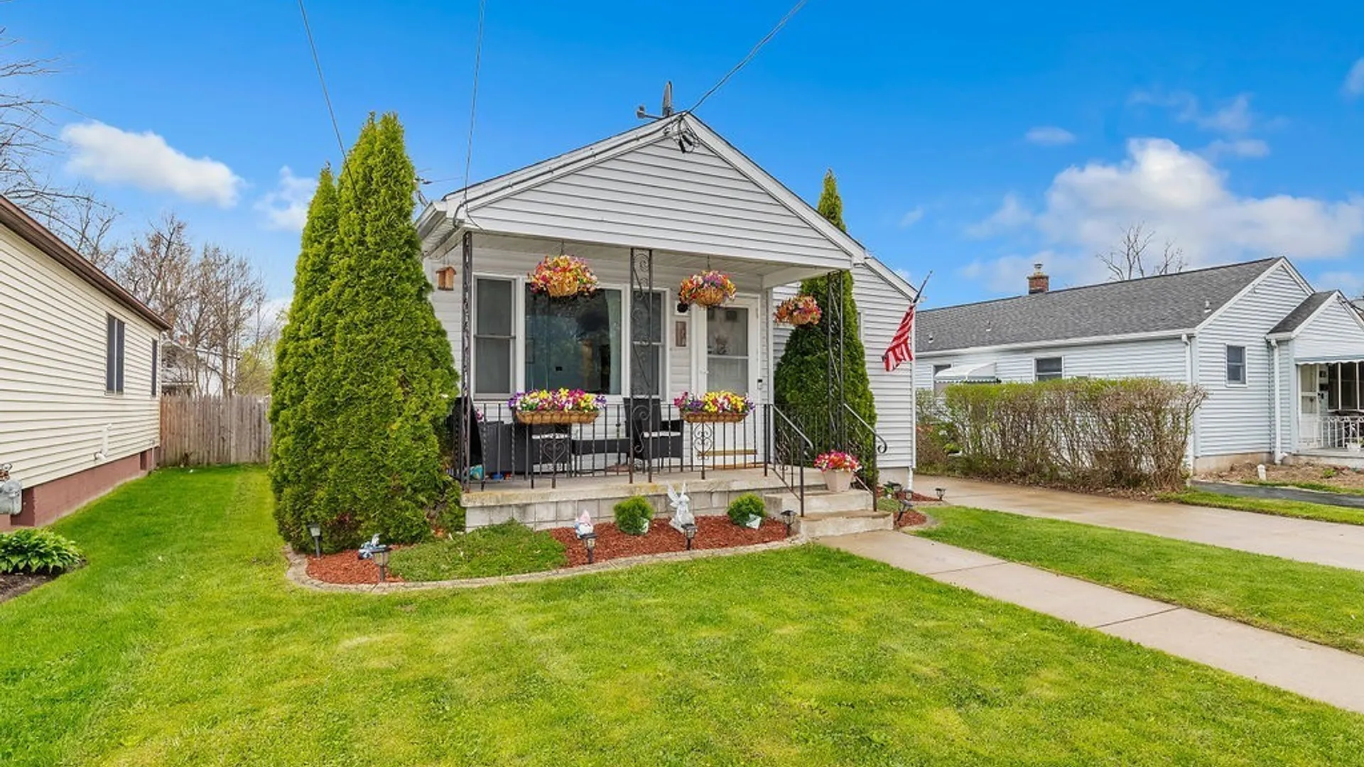 Property at 828 93rd Street, Niagara Falls, NY 14304 2