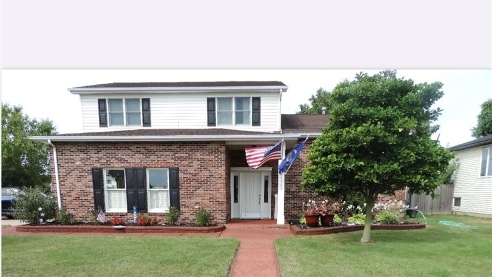 Property at 6962 Christi Lane, Wheatfield, NY 14304 3