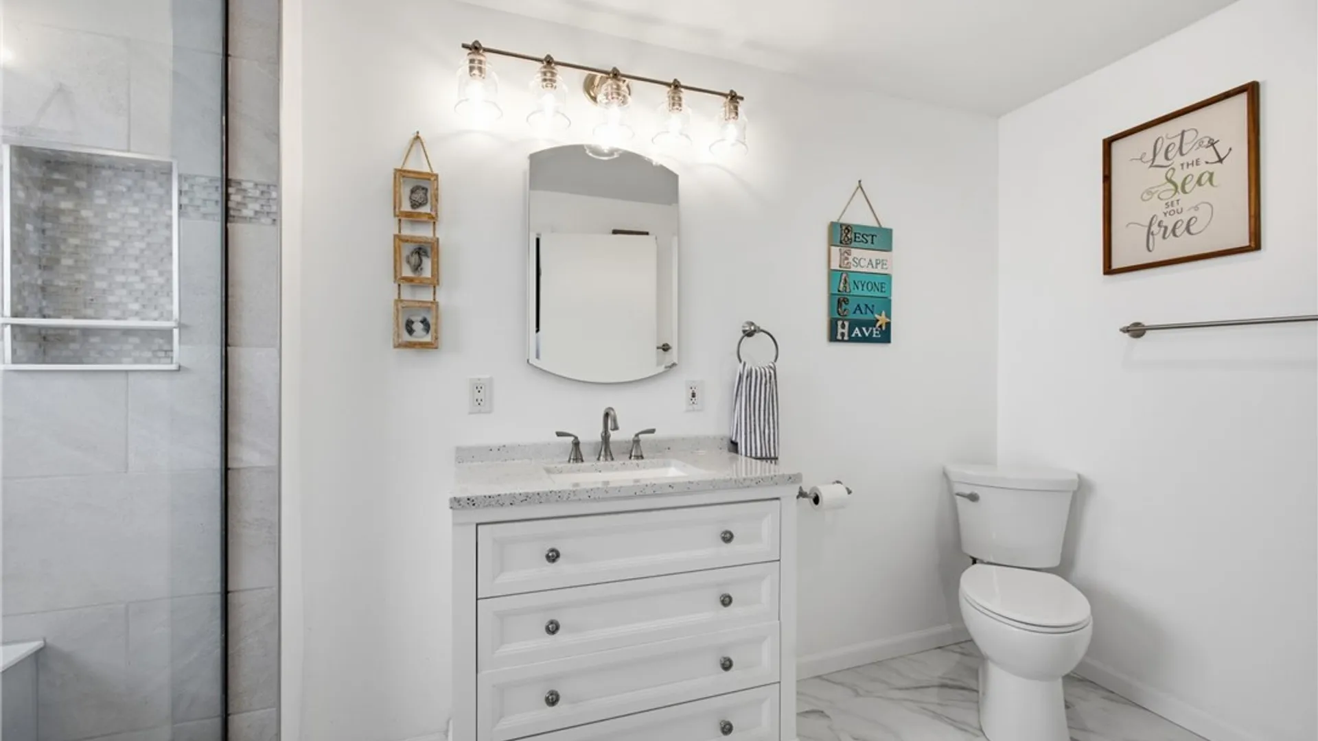 Property at 6962 Christi Lane, Wheatfield, NY 14304 32