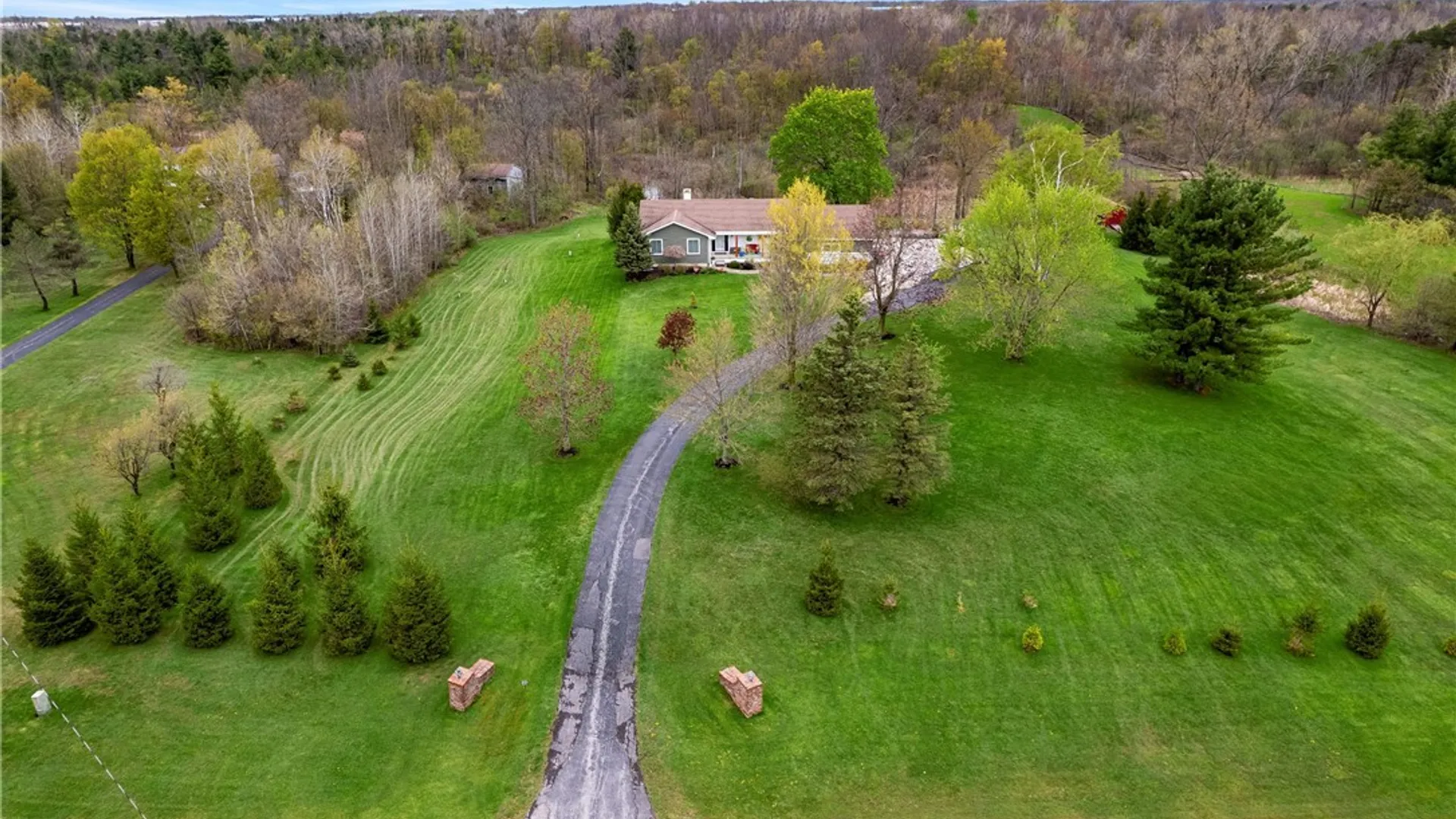 Property at 94 Westwood Road, Lancaster, NY 14086 3